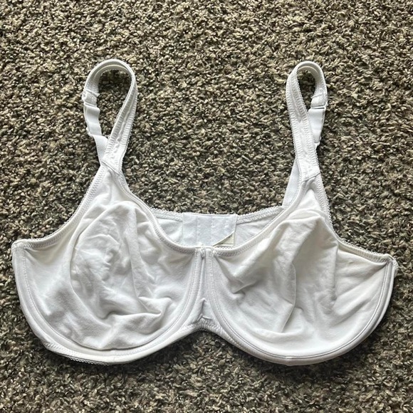 Bali Other - Bali 3850 White Cotton Underwire Bra Scalloped Trim 42D